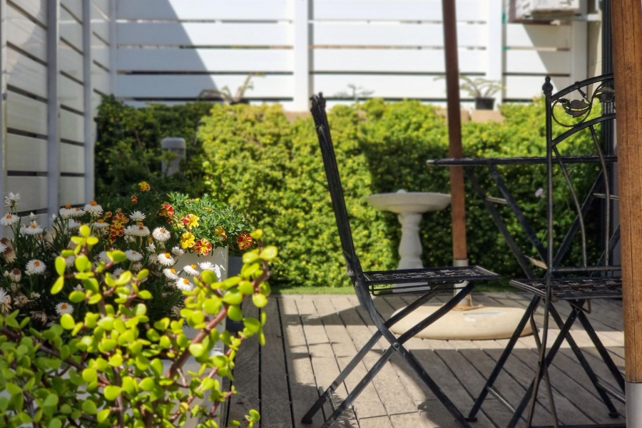 2 Bedroom Property for Sale in Plattekloof Western Cape